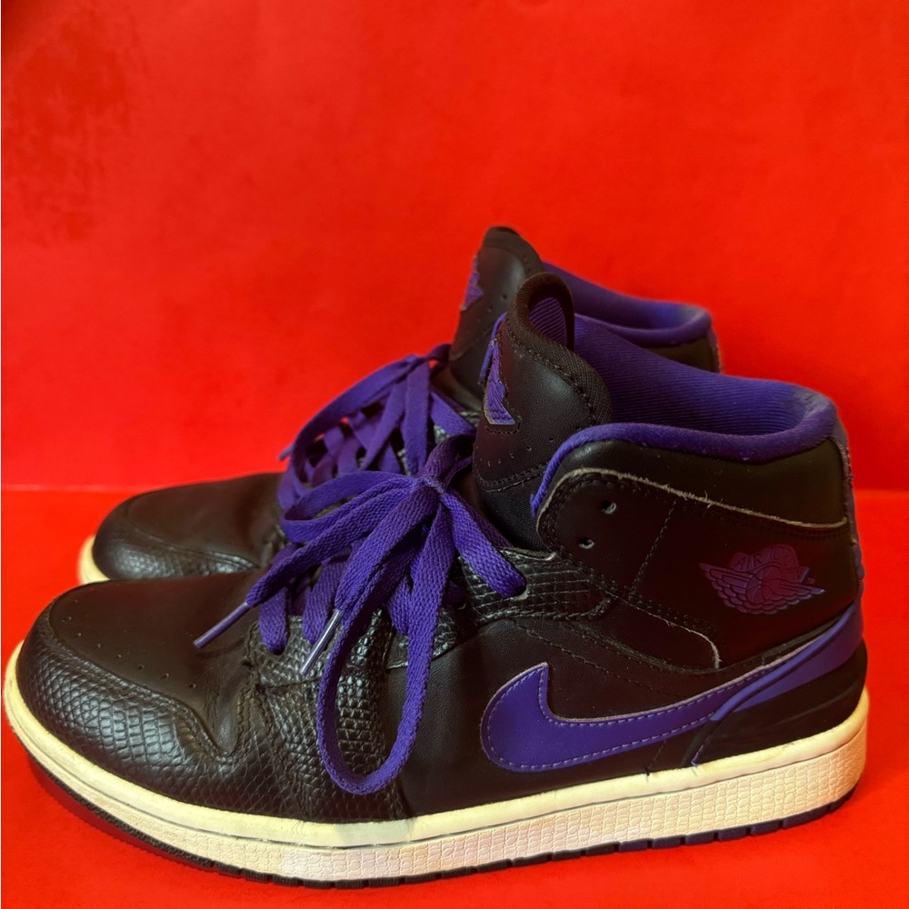 AIR JORDAN 1 RETRO '86 'DARK CONCORD'